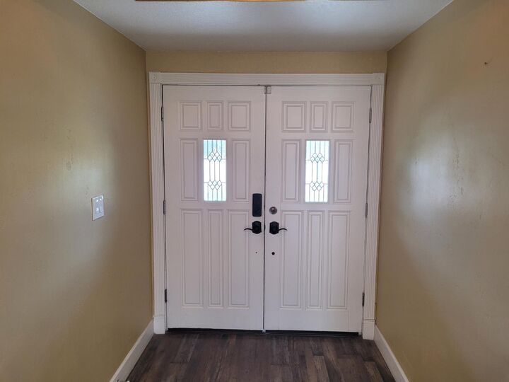 Property Photo:  14 Westlite Court  CA 95831