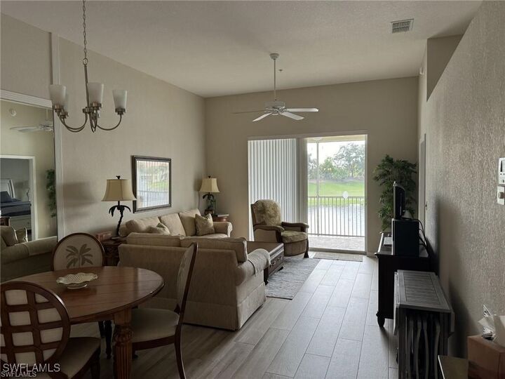 Property Photo:  2290 Carrington Court 202  FL 34109 