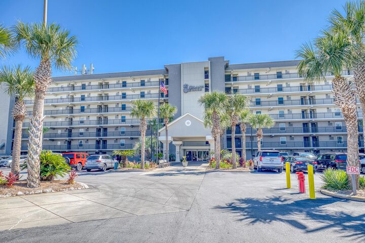 Property Photo: 676 Santa Rosa Boulevard 6F FL 32548
