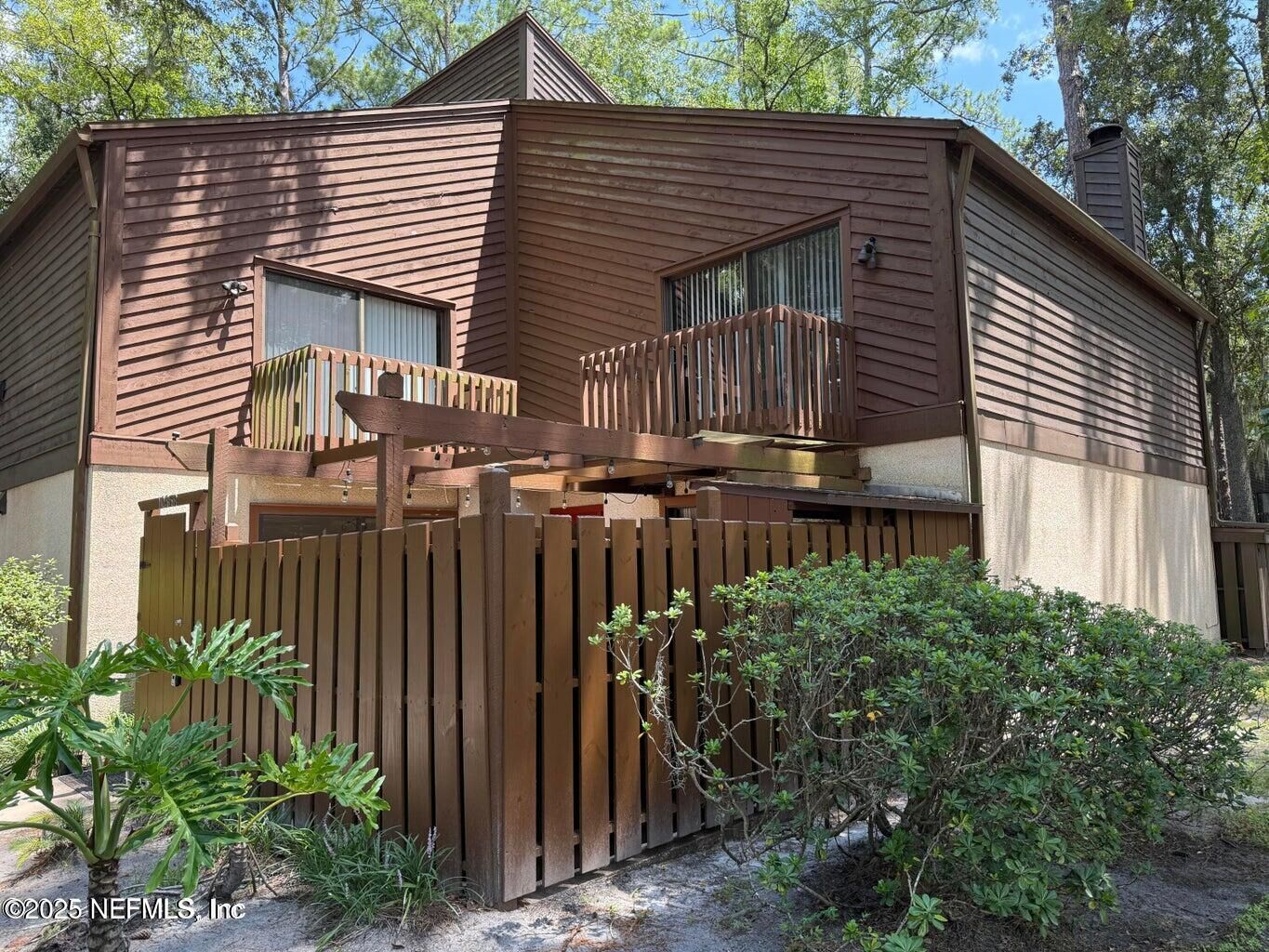 Property Photo: 10358 Bigtree Lane Lane FL 32257