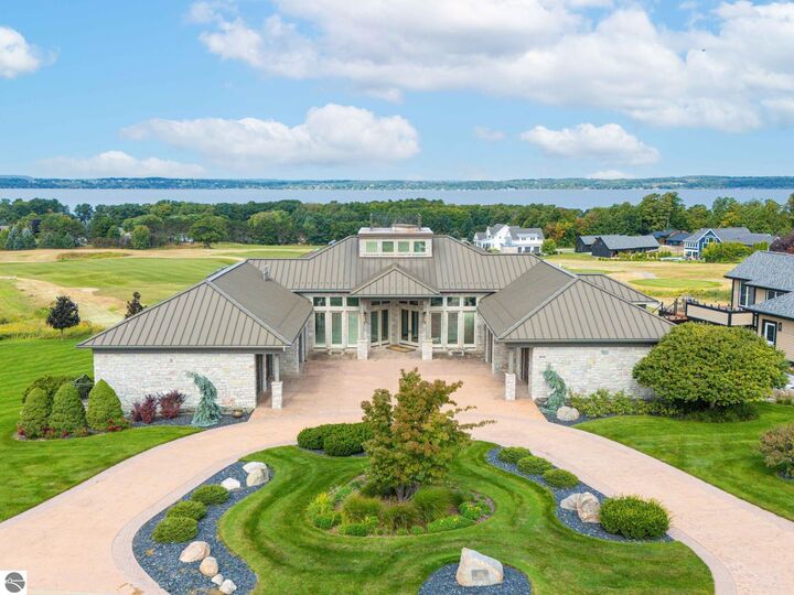 4173 Dornoch Court  Williamsburg MI 49690 photo
