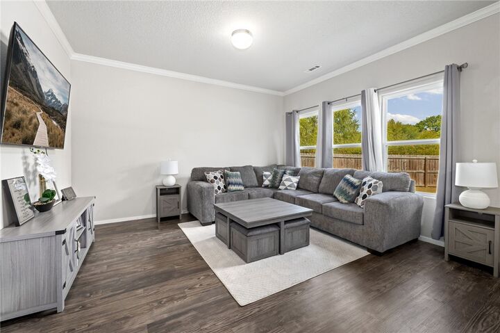 Property Photo:  5058 W Claxton Circle  AR 72704 