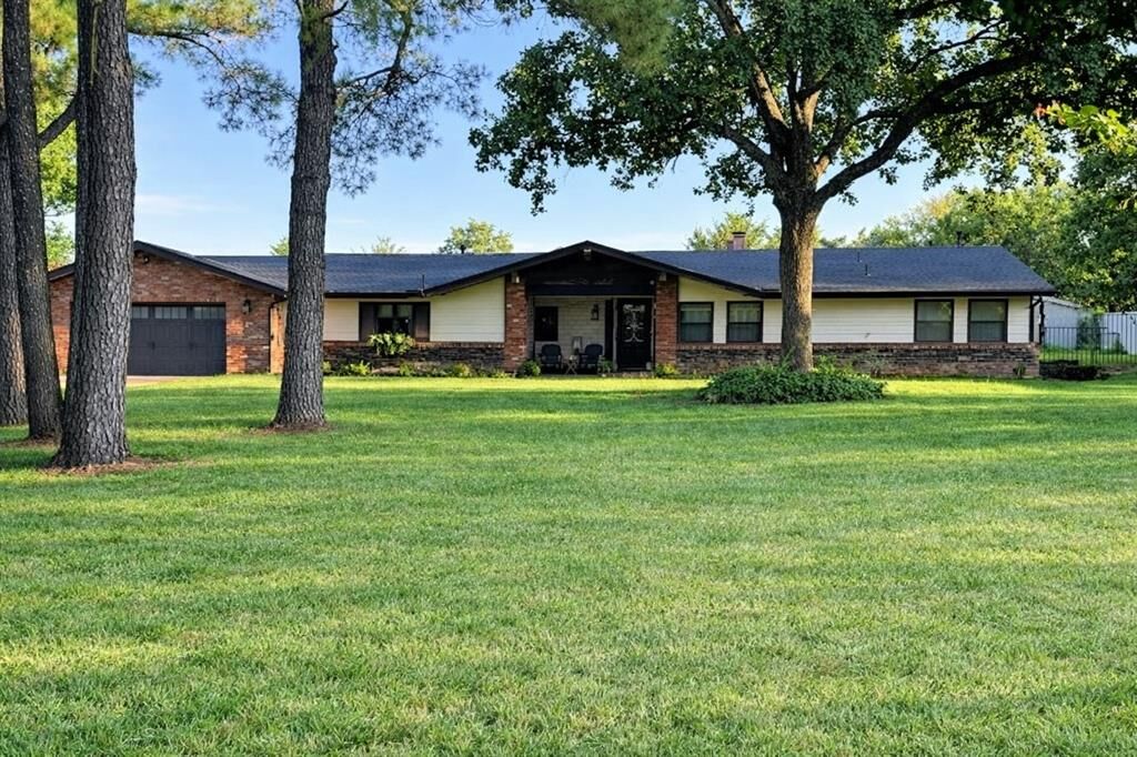 Property Photo:  9 Dustin Circle  OK 74804 