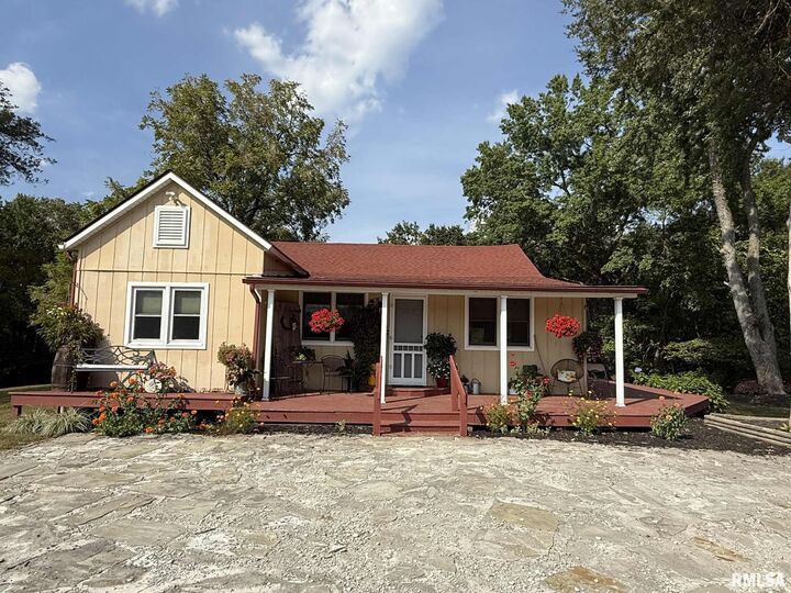 Property Photo: 6584 Grand Avenue IL 62918