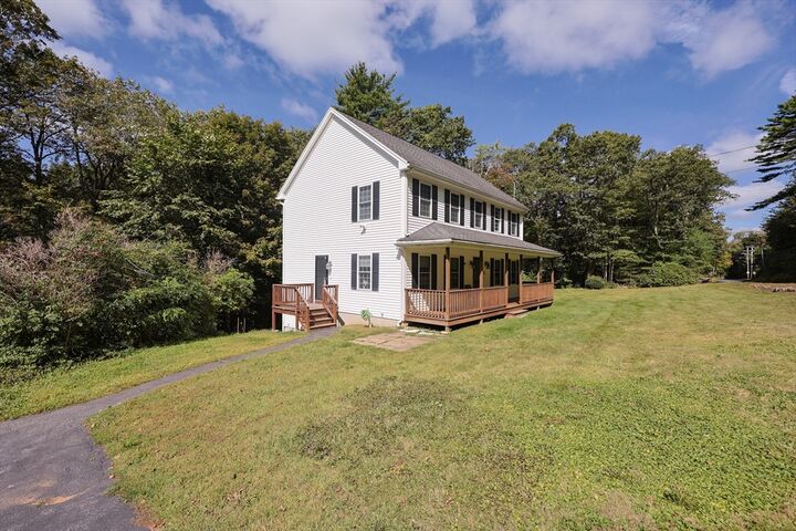 Property Photo:  366 Southbridge Rd  MA 01083 