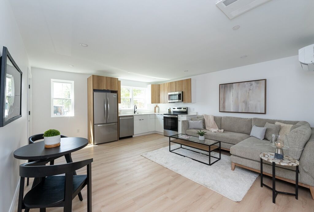 Property Photo:  7 Kenoza 301  MA 01830 