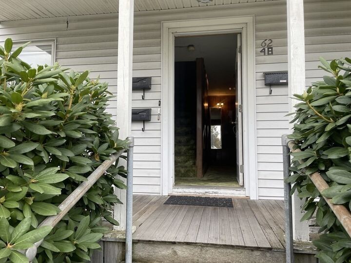 Property Photo:  48 Brandon Rd 3  MA 01571 