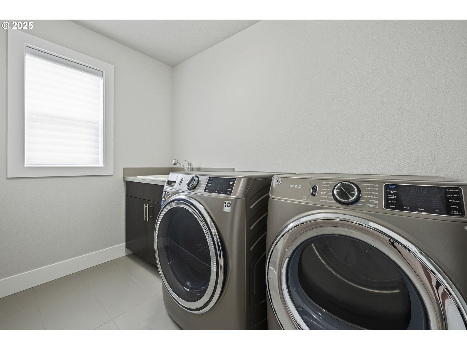 Property Photo: 4620 N Haight Ave OR 97217