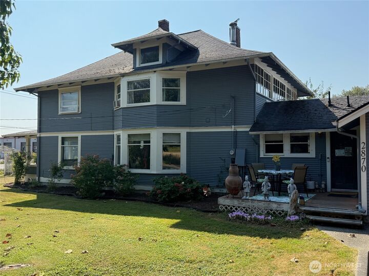 Property Photo: 2870 E Bakerview Road WA 98226