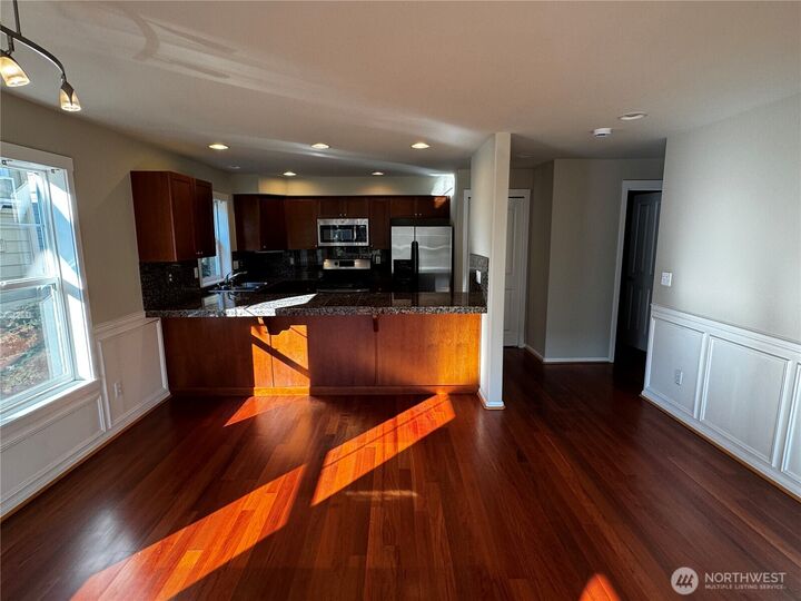 Property Photo: 3631 Phinney Avenue N A WA 98103