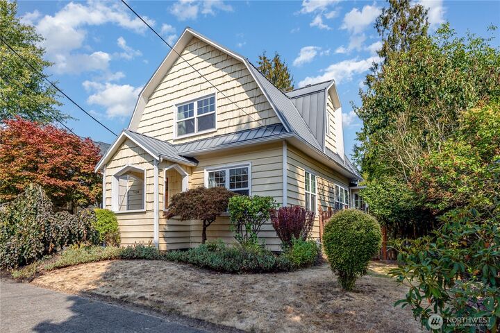 Property Photo: 7038 14th Avenue NW WA 98117