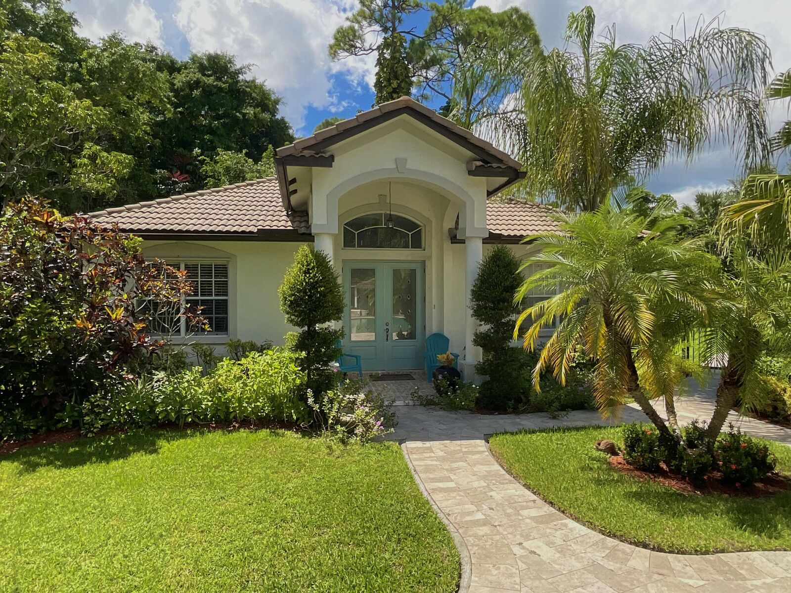 Property Photo: 12132 Quercus Lane FL 33414