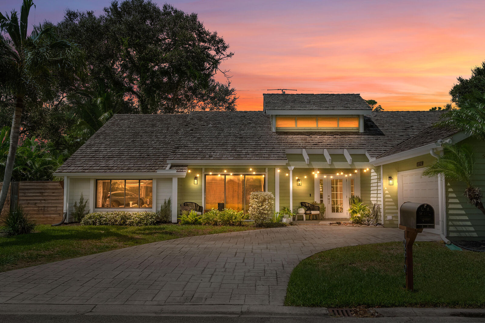 Property Photo:  10370 SE Jupiter Narrows Drive  FL 33455 