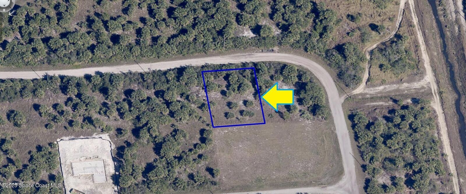 Property Photo: 614 Moss Terrace SW FL 32908