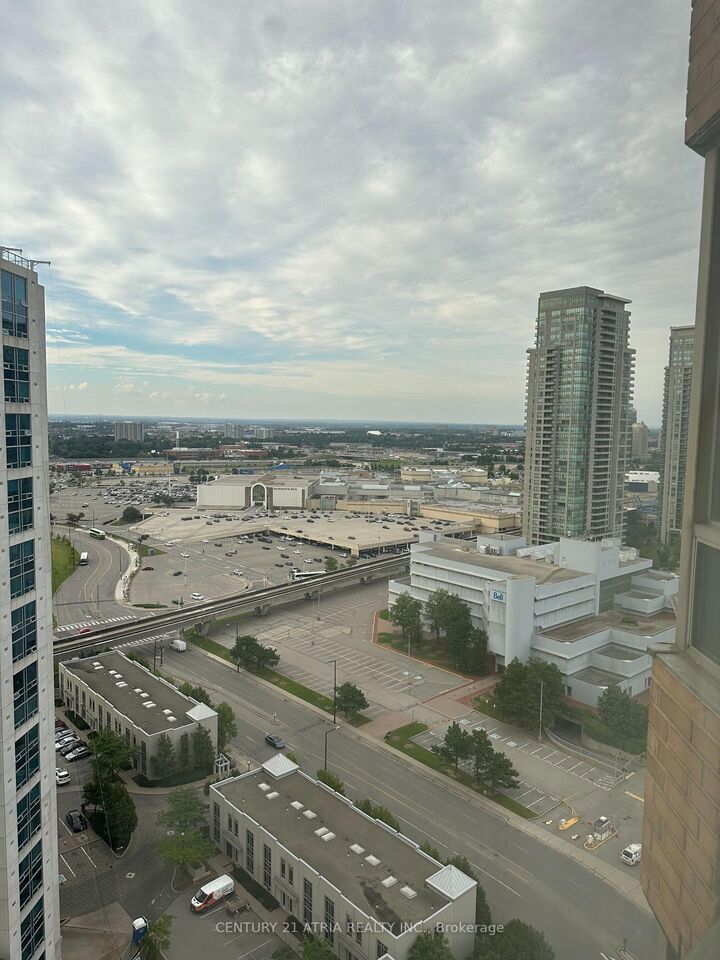 Property Photo: 115 Omni Drive 2605 ON M1P 5B4