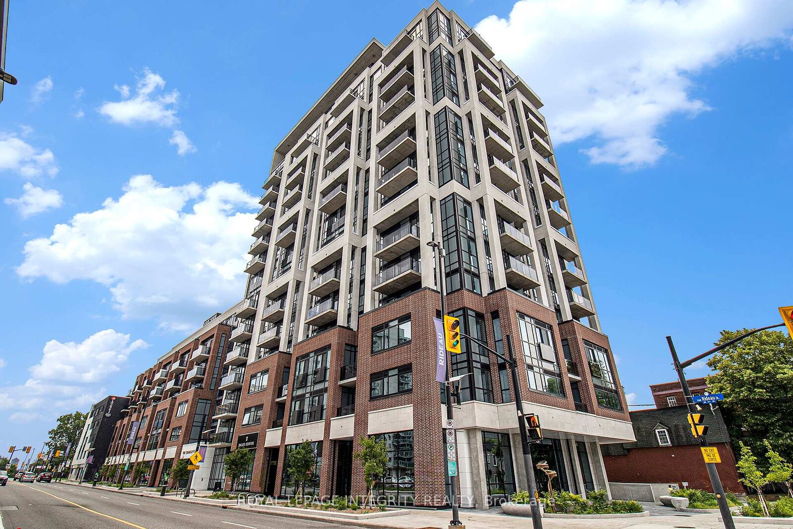 Property Photo:  560 Rideau Street 716  ON K1N 0G3 