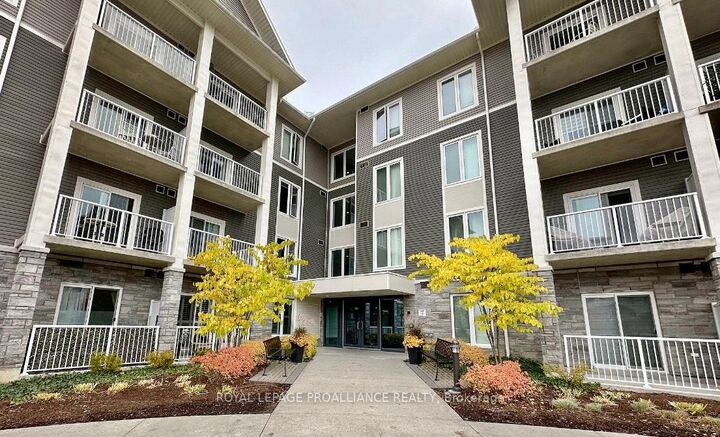 290 Liberty Street N 302  Clarington ON L1C 0V5 photo