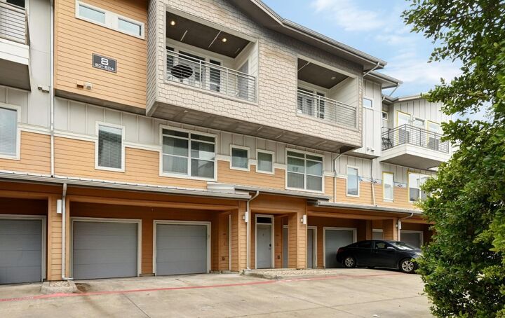 Property Photo:  2606 Wilson Street 803  TX 78704 