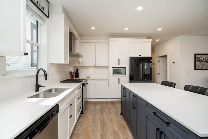Property Photo:  6897 201 Street 15  BC V2Y 0Z3 