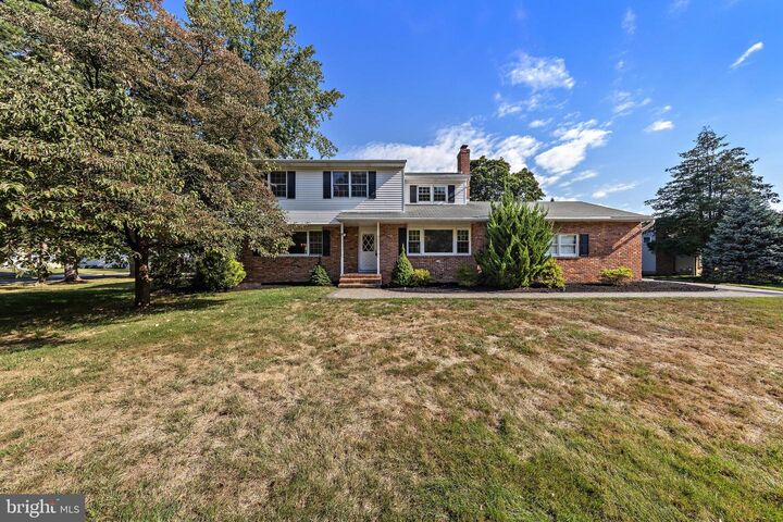 12 Berkshire Drive  Princeton Junction NJ 08550 photo