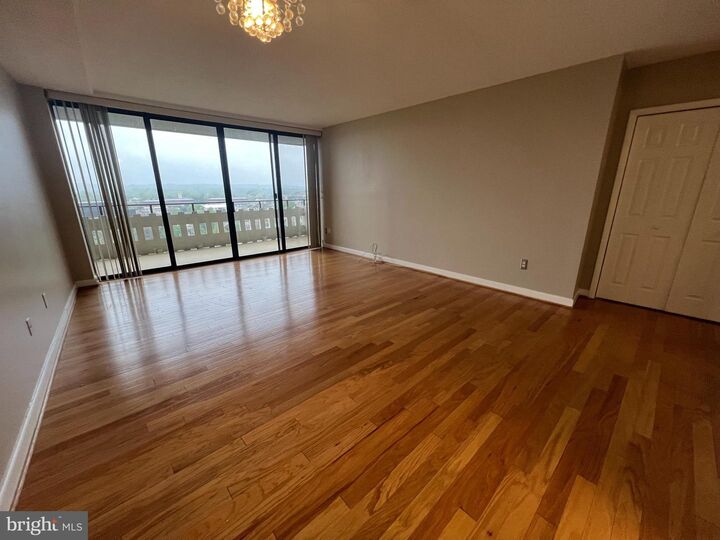 Property Photo:  6301 Stevenson Avenue 1514  VA 22304 