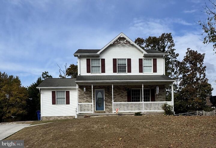 15 Yorktowne Court  Littlestown PA 17340 photo