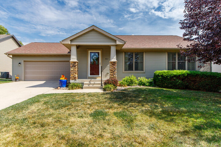 822 Poe Avenue  Ames IA 50014 photo