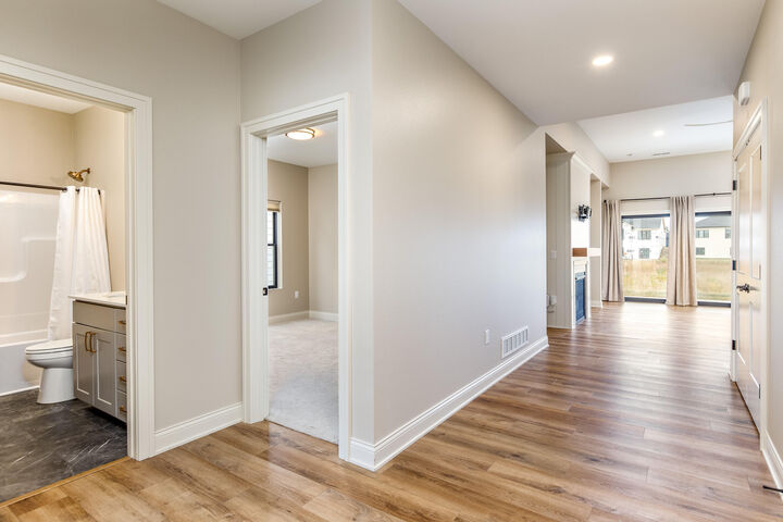 Property Photo:  2108 Aikman Drive  IA 50010 