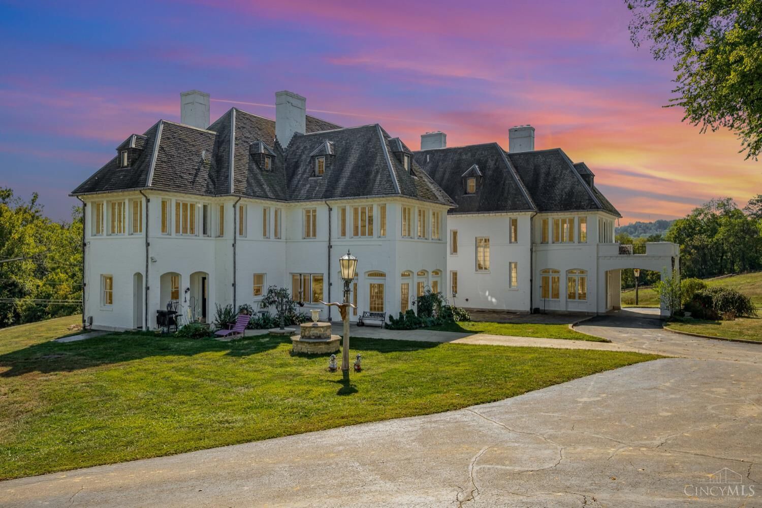 Property Photo:  2825 Pond Run Road  OH 45157 