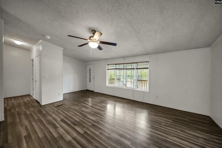 Property Photo:  155 Blackthorn  SC 29054 