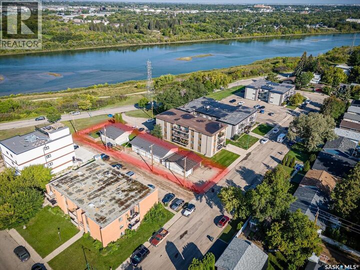 Property Photo:  2126 Ste Cecilia Avenue  SK S7M 0P2 