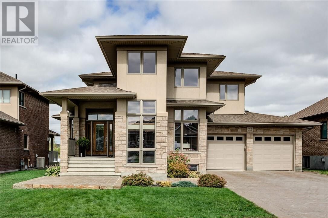 Property Photo:  22 Landreville  ON P3A 0A1 