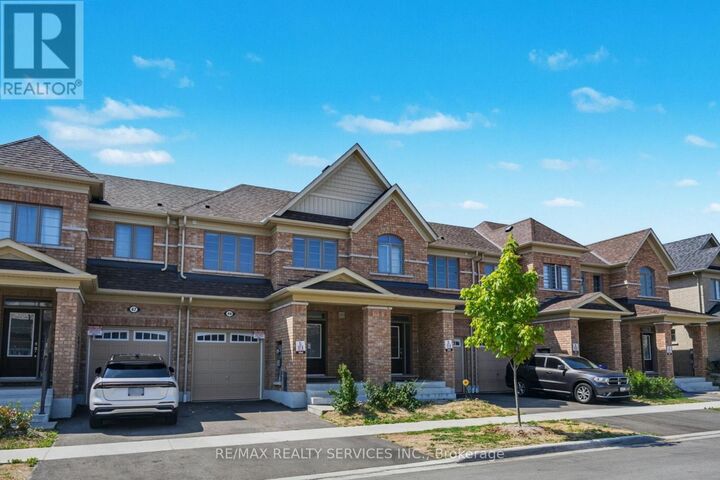 Property Photo:  49 Bayardo Drive  ON L1L 0V2 