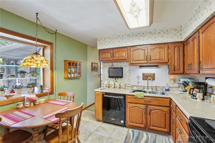 Property Photo:  1629 Sue Avenue  OH 45342 
