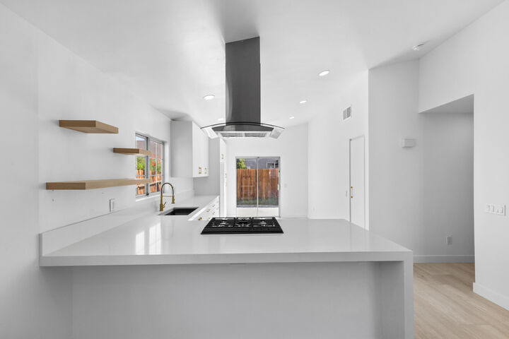 Property Photo: 47800 Madison Street 125 CA 92201