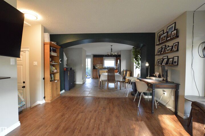 Property Photo:  11846 125 Street NW  AB T5L 0R9 
