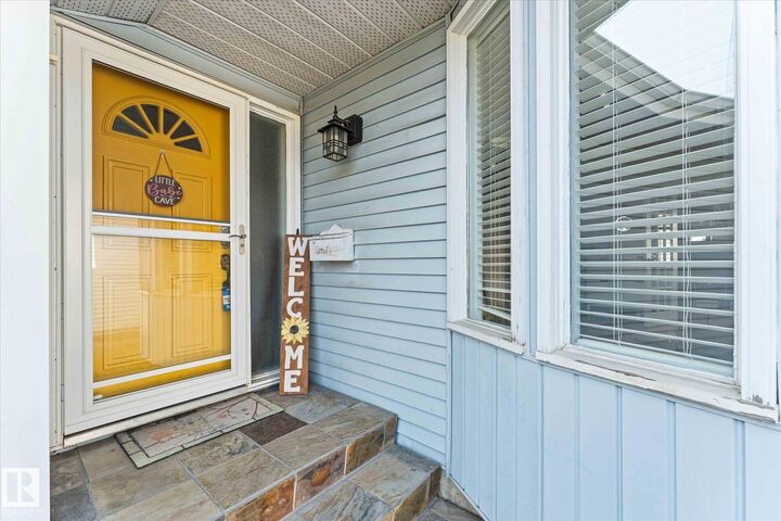 Property Photo:  15616 80 Street NW  AB T5S 2T5 