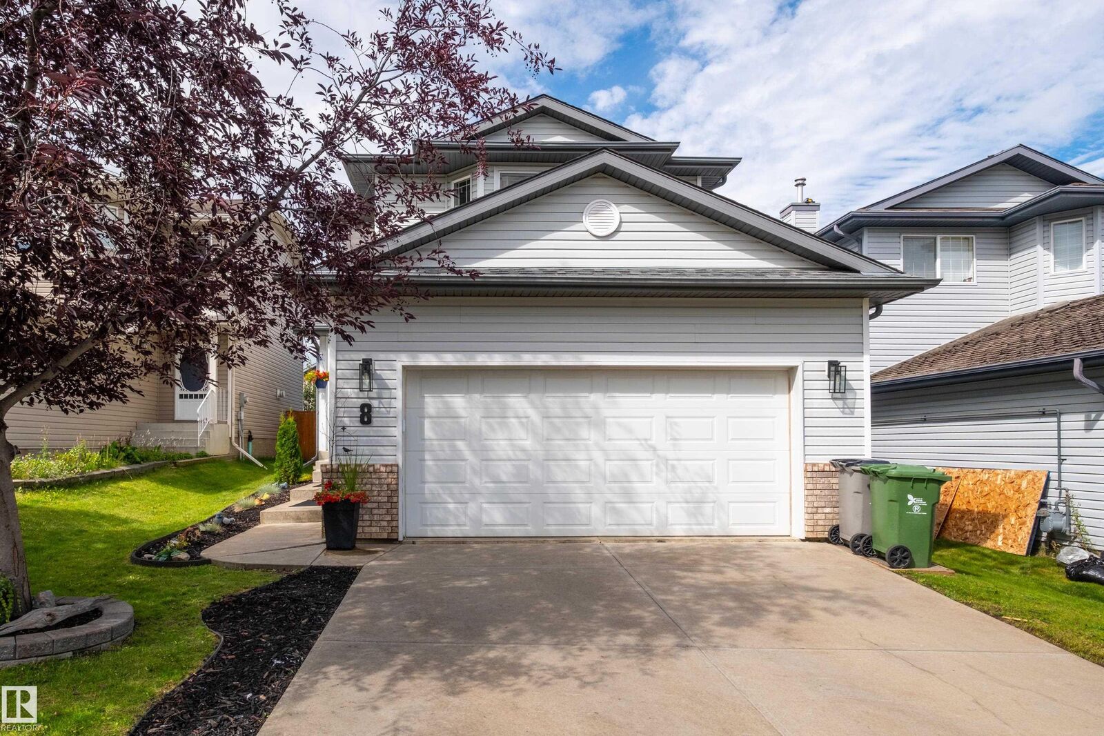 Photo de la propriété: 8 Cote Close AB T4X 1R8