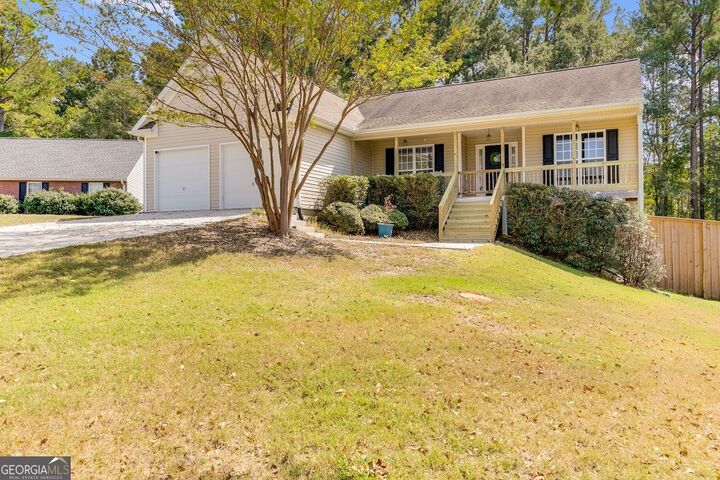 Property Photo: 18 Mountain Court GA 30132