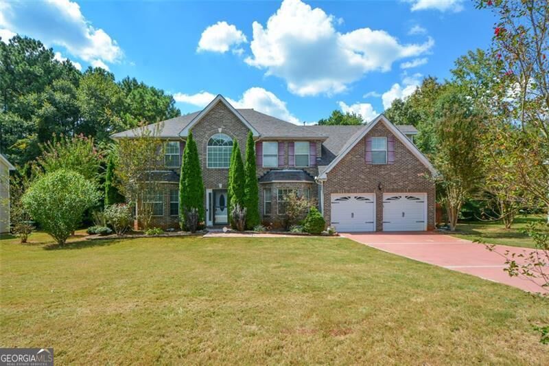 Property Photo: 925 Reda Court GA 30253