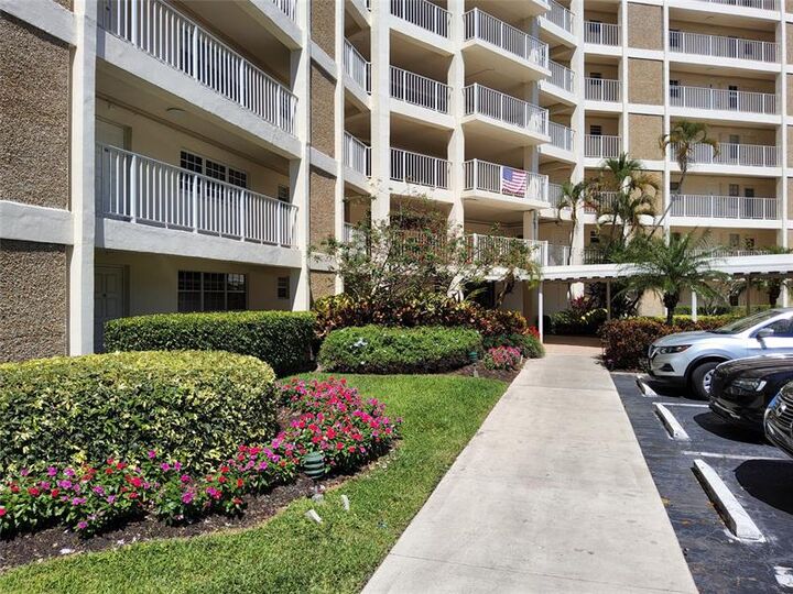 Property Photo: 3090 N Course Dr 510 FL 33069