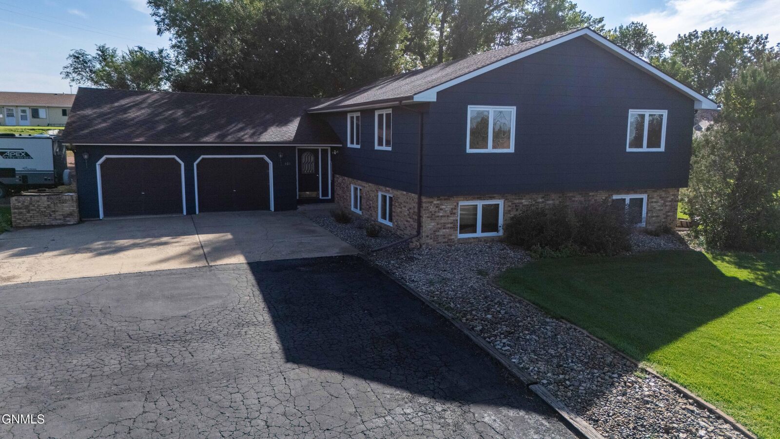 Property Photo:  401 Montana Avenue  ND 58646