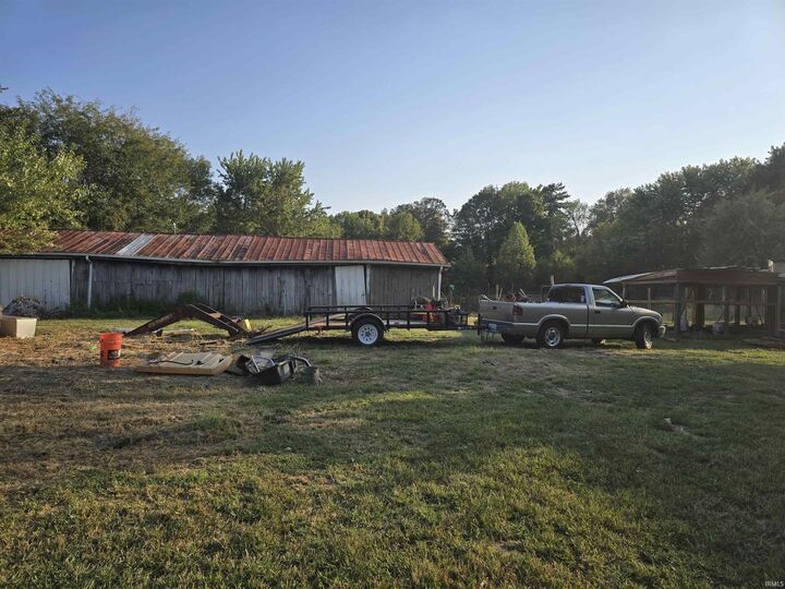 Property Photo:  1530 Troy Ridge Road  IN 47586 