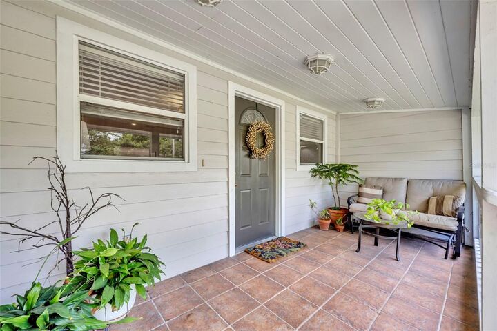 Property Photo:  2306 Montana Street  FL 32803 