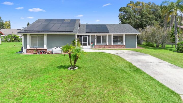Property Photo:  705 Caddy Lane  FL 34759 