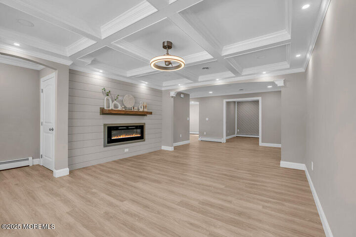 Property Photo:  33 Brookfield Court  NJ 08757 