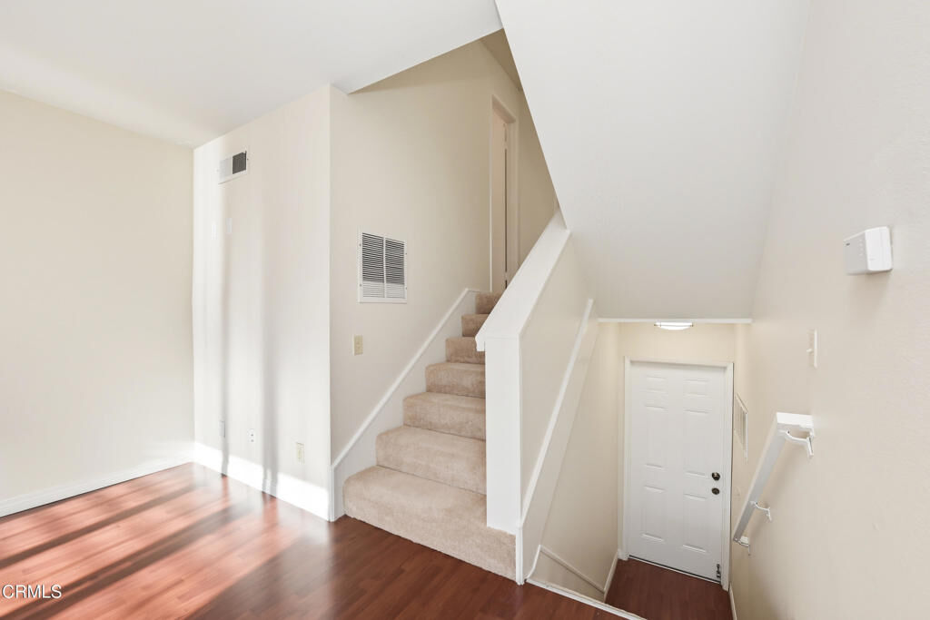 Property Photo:  1458 Ramona Drive  CA 91320
