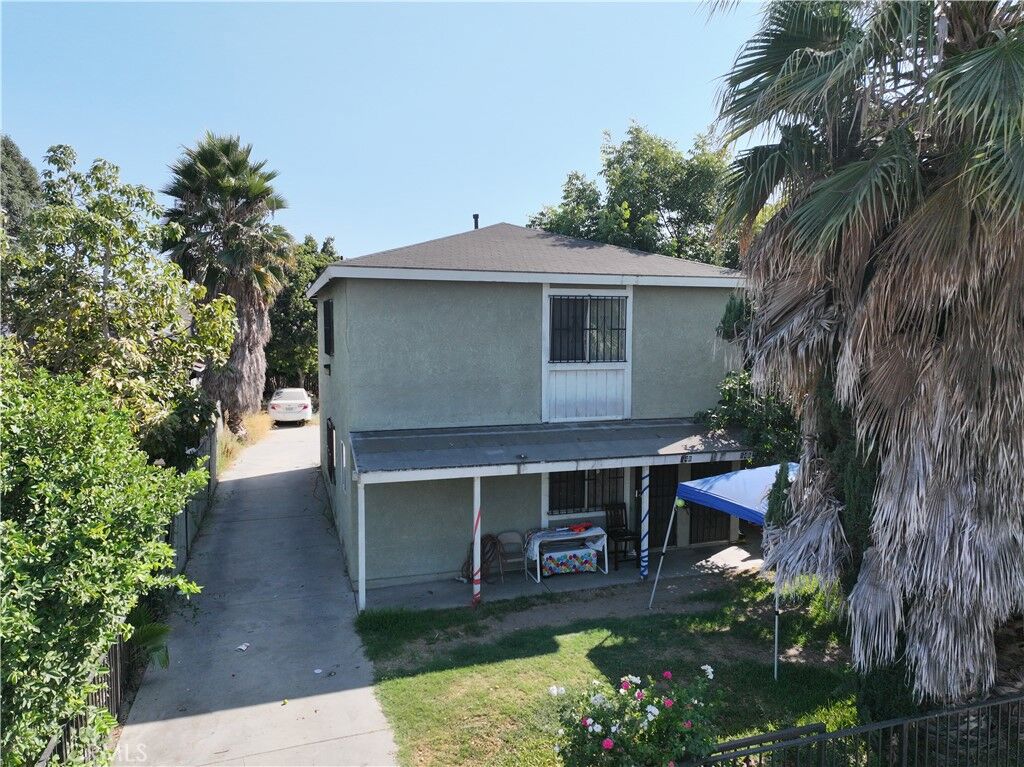 Property Photo: 146 83rd Street CA 90003
