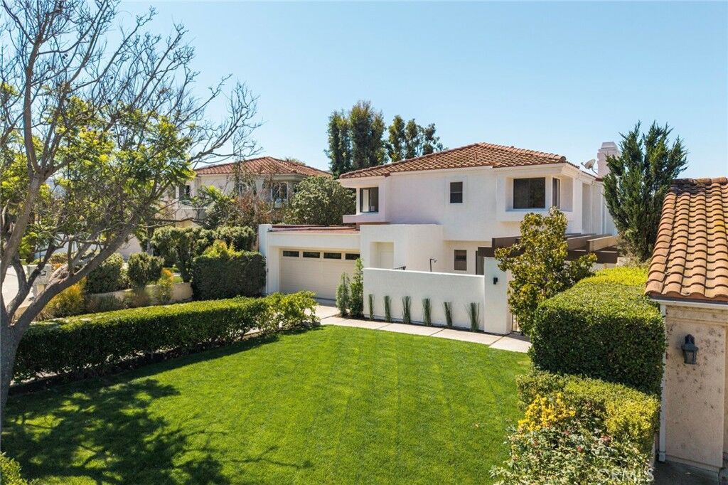Property Photo:  32011 Paseo Amante  CA 92675 