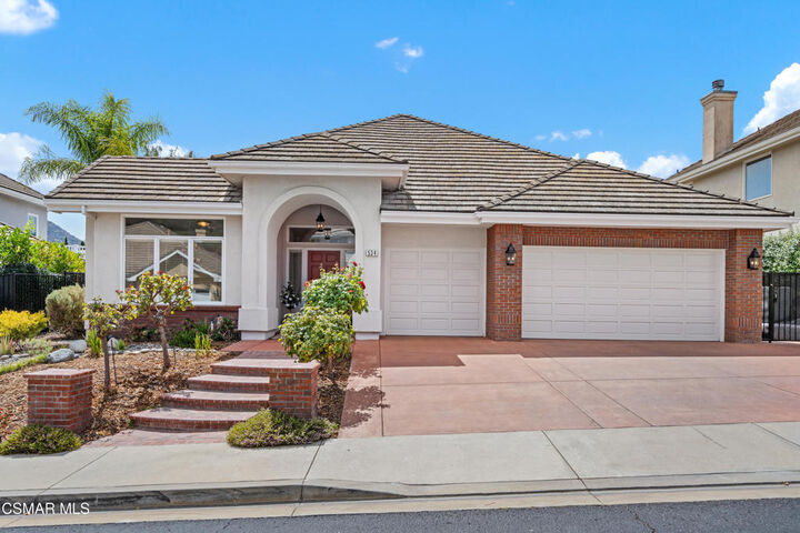 Property Photo: 534 Ravensbury Street CA 91361
